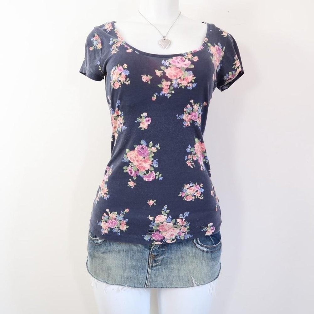 garage floral baby tee navy pink scoop neck y2k coquette size M